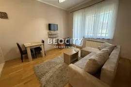 Novi Sad, Bulevar Oslobođenja, , 0.5, 32m2, Novi Sad - grad, Wohnung