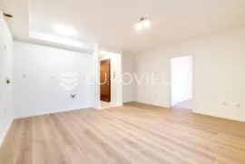 Maksimir,Bukovac, dvosoban stan površine 43,96 m2, Zagreb, شقة