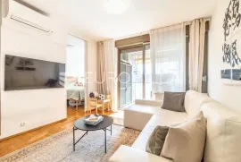 Zagreb, Centar, odličan dvosoban stan NKP 50 m2, Zagreb, Wohnung