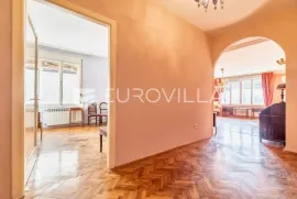 Zagreb, Šalata, trosoban stan 100 m2 na odličnoj lokaciji, Zagreb, Stan