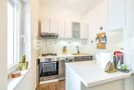 Zagreb, Ilica, Trg Republike Austrije, komforan dvosoban stan 63 m2, Zagreb, Wohnung