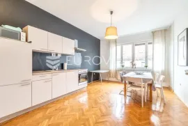 Zagreb, Centar, trosoban stan NKP 85m2, Zagreb, Stan