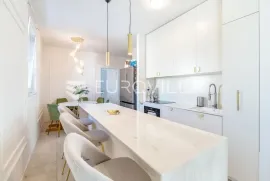 Samobor, luksuzni četverosobni penthouse 115m2, Stan