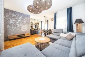 Zagreb, Gornja Dubrava, četverosoban PENTHOUSE NKP 114 m2, Zagreb, Διαμέρισμα