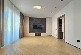 Zagreb, Centar - Zvonimirova trosoban stan, balkon, Zagreb, Appartment