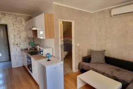 Istra, Pomer dva stana svaki 60m2, Medulin, Kвартира