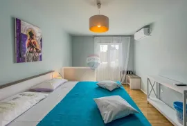 Novigrad, okolica, mali simpatičan stan od 30 m2, Novigrad, Appartamento