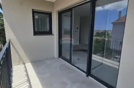 Istra, Pula, dvosoban novi stan 95m2 u širem centru, Pula, Appartement