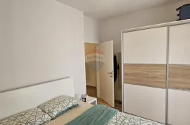 Istra, Pula, Valbandon - trosoban stan s vrtom, Fažana, Appartment