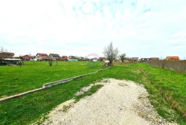 Ivanić-Grad, građevinska parcela za obiteljsku kuću, 680m2, Ivanić-Grad, Land