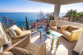 OPATIJA - penthouse s vrtom, panoramski pogled, Opatija, Daire