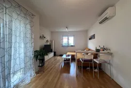 Istra, Pula, dvosoban stan 71 m2 , novogradnja, terasa, Pula, Appartement