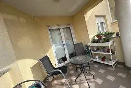 Istra, Pula, dvosoban stan 71 m2 , novogradnja, terasa, Pula, Apartamento