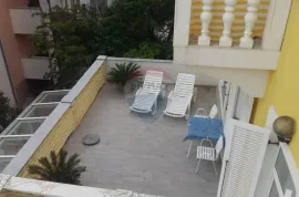 Selce hotel, Crikvenica, العقارات التجارية