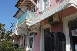 KUĆA SA POSLOVNIM PROSTOROM NA IZUZETNOJ LOKACIJI, Rijeka, House