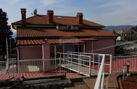 KUĆA SA POSLOVNIM PROSTOROM NA IZUZETNOJ LOKACIJI, Rijeka, Casa