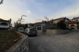 Novi Vinodolski, kuća, Novi Vinodolski, Famiglia