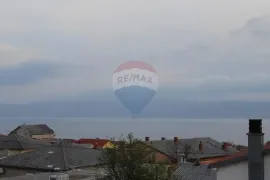 Novi Vinodolski, kuća, Novi Vinodolski, Famiglia