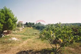 ISTRA, PREMANTURA, GRAĐEVINSKA PARCELA 1961 M2 S POGLEODM NA MORE, Medulin, Arazi