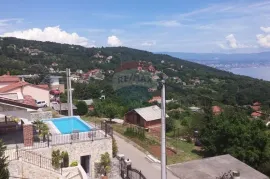 VILA PANORAMA, PREKRASNA KUĆA SA JOŠ LJEPŠIM POGLEDOM, BAZEN, MIR , TIŠINA, Opatija - Okolica, Maison