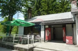 Caffe bar i trgovina kod Bjelolasice, Ogulin, العقارات التجارية