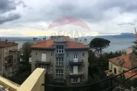 Prodaje se samotojeća Vila na Pećinama, Rijeka, Kuća