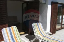 Baška-Batomalj-prodajemo vilu s pet apartmana, od mora 1,5km, bazen, Baška, Famiglia