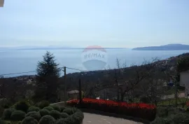 Moderna vila s bazenom iznad Ičića, lux, Opatija - Okolica, Дом