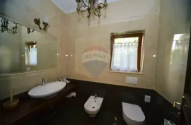 EKSKLUZIVNA VILA 600 m2 - KOMPLETNO UREĐENA, Matulji, Kuća