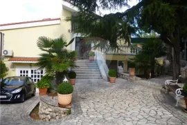 Vila na Kvarneru samo 100m od mora, Kostrena, Kuća