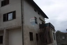 SLAVIĆI - kuća sa bazenom i velikom okućnicom, P+1+Po, pogled!, Opatija - Okolica, House