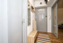 Sesvete, Sesvete, dvosoban stan u blizini centra, 55 m2, Appartment