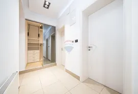 Zagreb, Centar - stan u visokom prizemlju, 78 m2, Zagreb, Appartment