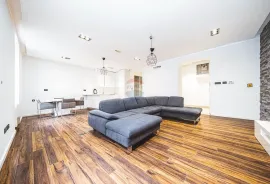 Zagreb, Centar - stan u visokom prizemlju, 78 m2, Zagreb, Appartment