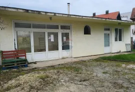 Velika Gorica - centar, kuća na prodaju 350 m2, Velika Gorica, Kuća