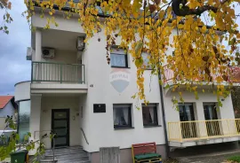 Velika Gorica - centar, kuća na prodaju 350 m2, Velika Gorica, Kuća