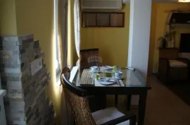 Novi Vinodolski - Kuća sa 4 apartmana 70 m od mora, Novi Vinodolski, Famiglia