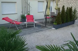 Novi Vinodolski - Kuća sa 4 apartmana 70 m od mora, Novi Vinodolski, Famiglia