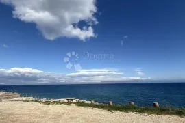 STAN S POGLEDOM NA MORE 300 M OD PLAŽE! Okolica Labina, Labin, Stan