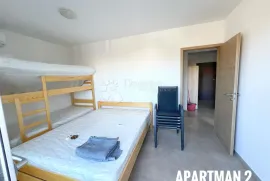 Medulin, novouređena kuća sa 7 apartmana, Medulin, Σπίτι