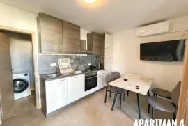 Medulin, novouređena kuća sa 7 apartmana, Medulin, Σπίτι