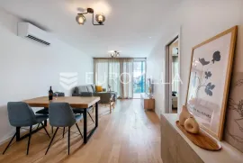 Split, Žnjan, dvosoban stan s pogledom na more, dugoročan najam, Split, Appartement