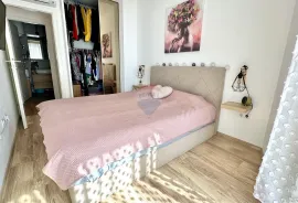 Rijeka, Zamet, dvosobni stan, parkirno mjesto, pogled, Rijeka, Apartamento