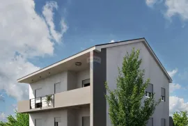 RIJEKA,SRDOČI- stan 3S+DB, 250 m2 okućnice, 2 parkrina mjesta, Rijeka, Appartment