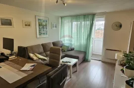 Istra, Pula, dvosoban stan s terasom, Pula, Apartamento