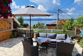 Dramalj, samostojeća kuća blizu mora, Crikvenica, House