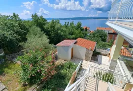 Dramalj, samostojeća kuća blizu mora, Crikvenica, Ev