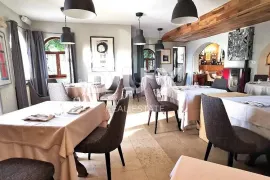 ISTRA, BUJE - Moderan obiteljski hotel s profesionalnim restoranom i panoramskim pogledom, Buje, العقارات التجارية