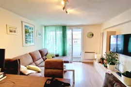 Udoban gradski život s daškom Mediterana, Pula, Appartement