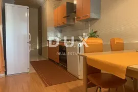 RIJEKA, BELVEDER - 3S+DB na lijepoj lokaciji u zgradi s liftom, Rijeka, Appartement